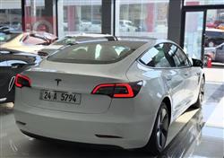 تێسلا مۆدێل 3